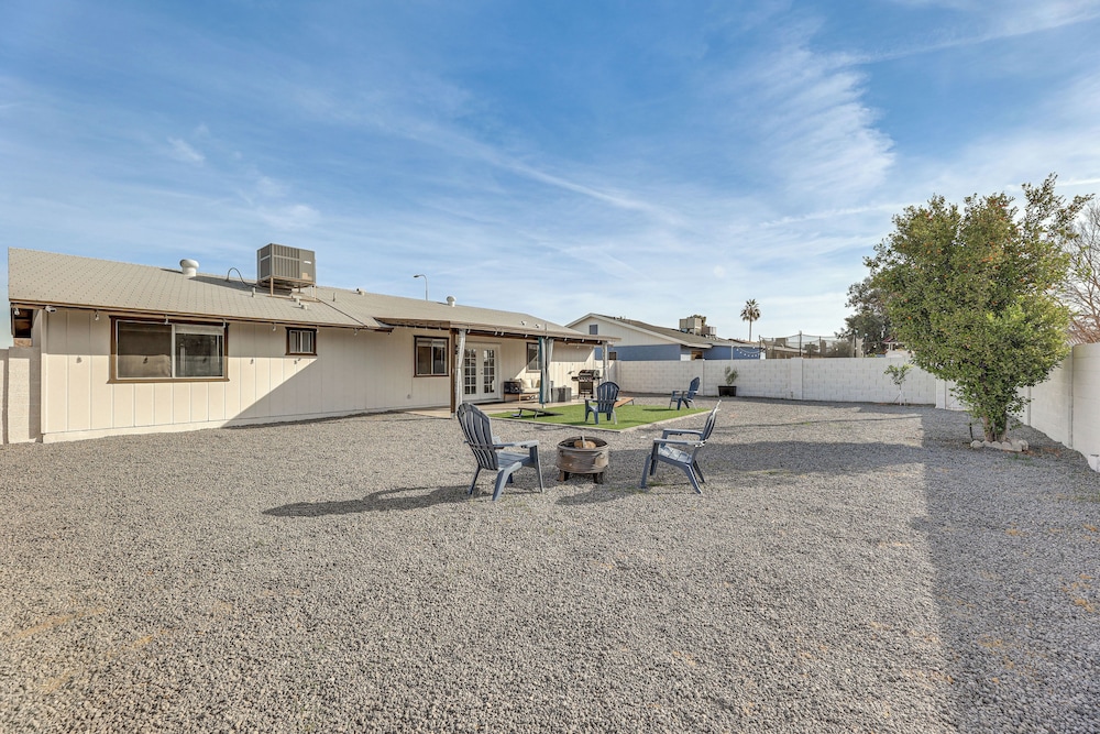 Patio Seating & Fire Pit: Family Home in Chandler!