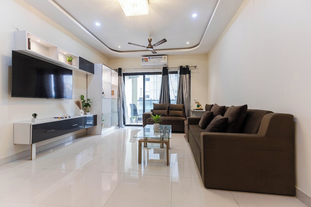 Indigo Studio by Jadecaps Nr. DLF IT Park
