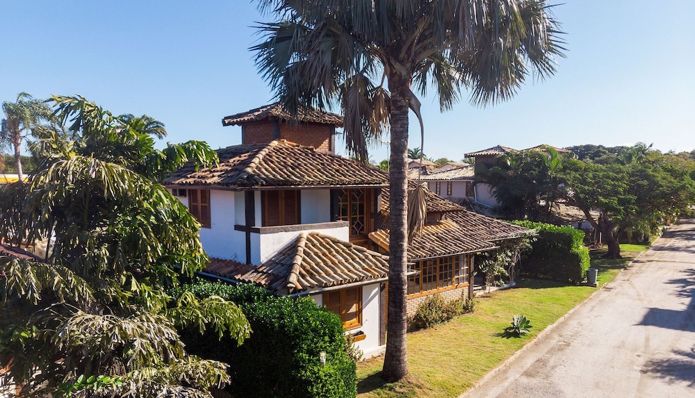Bz46 Casa 150 metros da praia 5 suites
