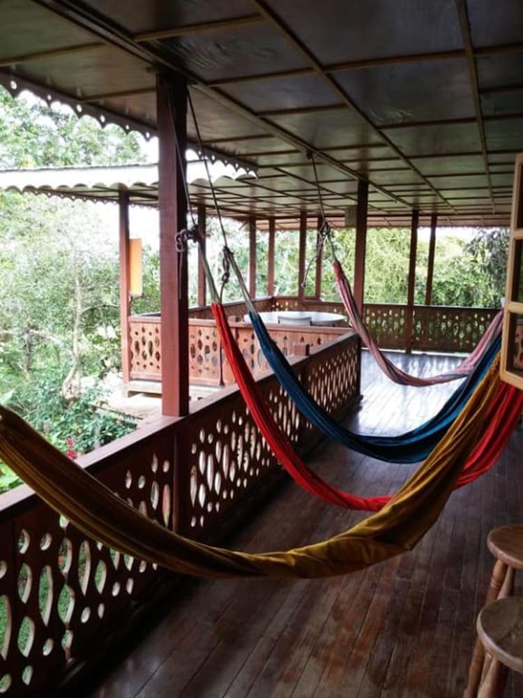 Spanish by the River - Turrialba - Hostel view 5