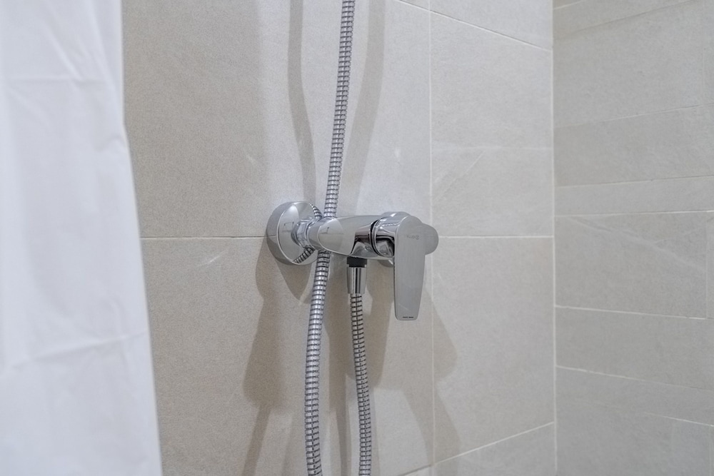 Wonderful Studio Apartment With Balcony at Farhad Azizi