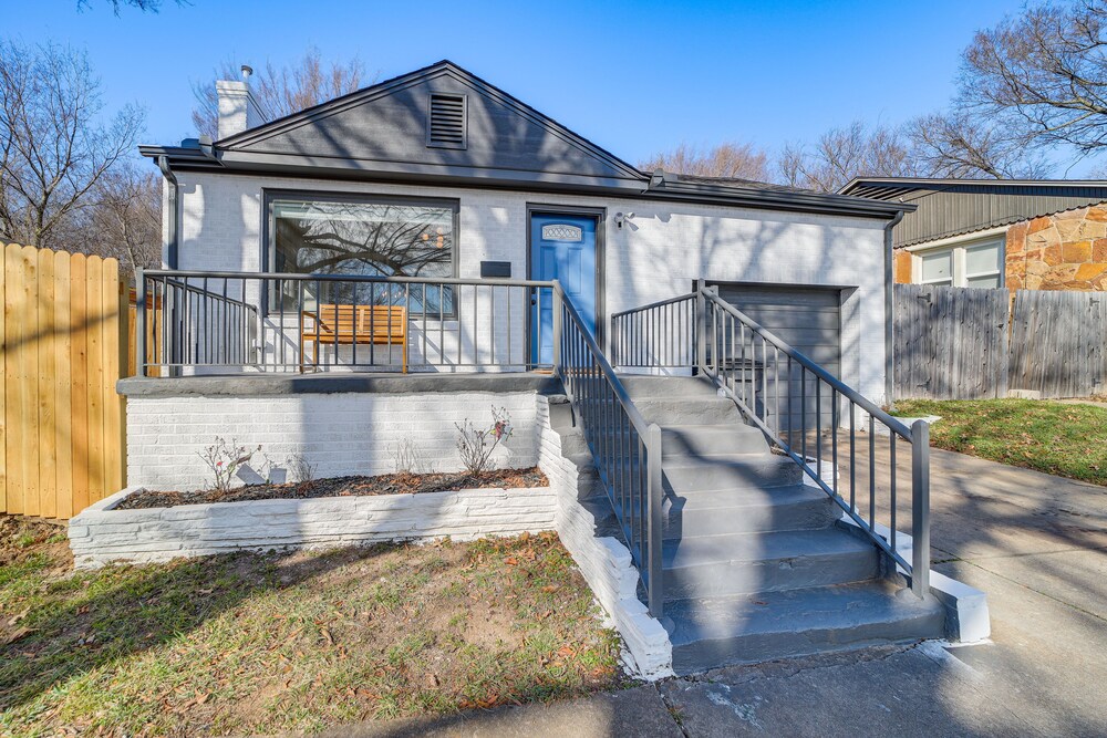 Lovely Tulsa Vacation Rental ~ 3 Mi to Downtown! view 2