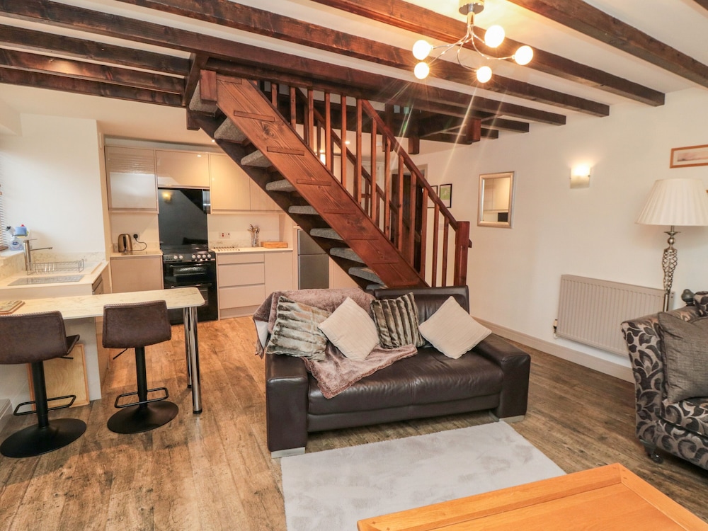 Mill Cottage view 3