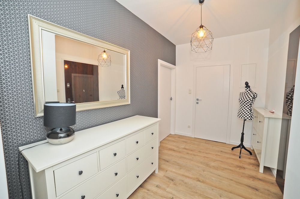 Grand Apartments - Modern Old Town