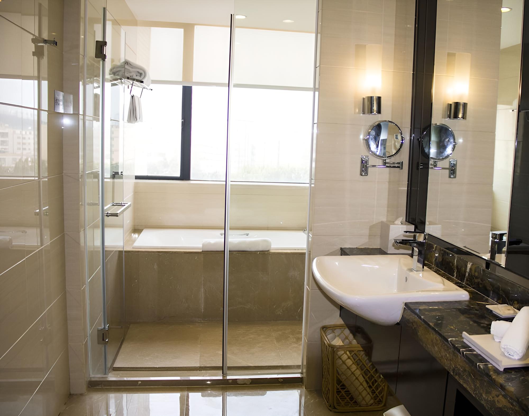 Venus Royal Hotel Yingbin GuangZhou Airport