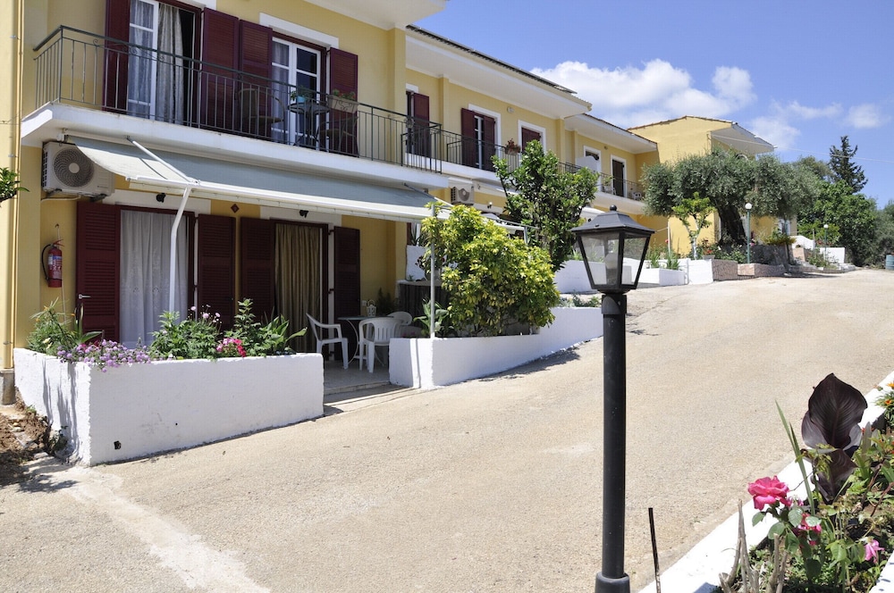 Braziliana Apartments