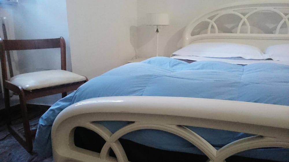 Vatican Rooms Guest House