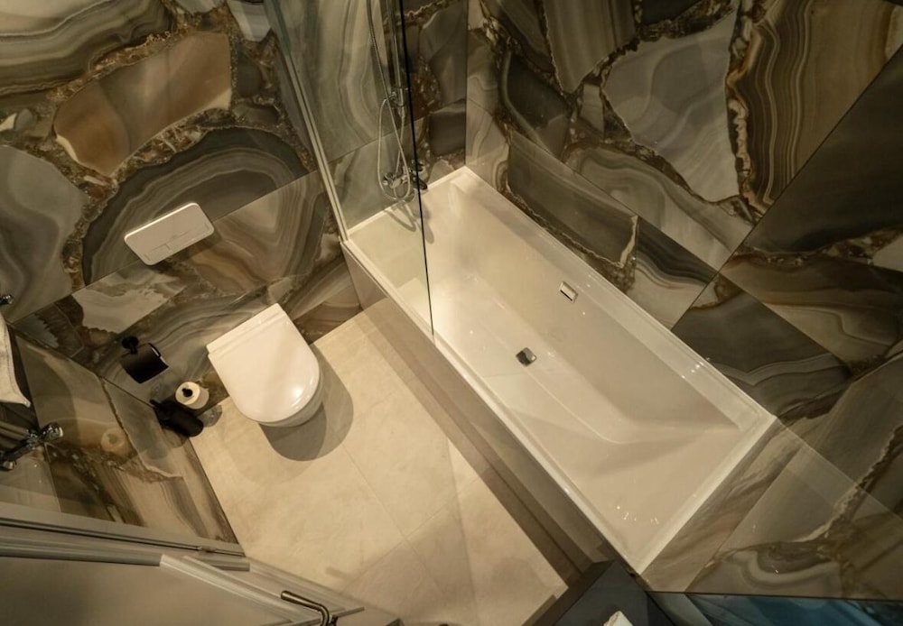 Roze Boutique Apartments