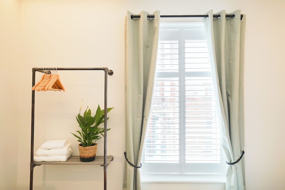 Sgwar-Boutique Rooms
