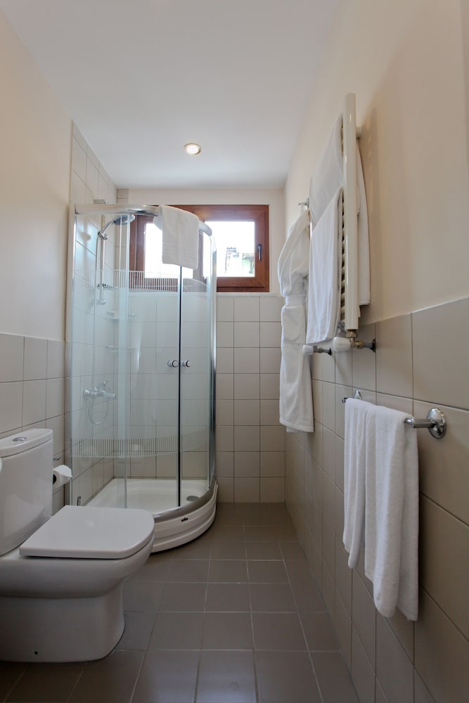 Three Apples Suitleri ve Otel - Image 19