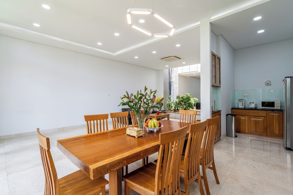 Thao Dien Garden Villa 5BR Luxury Oasis