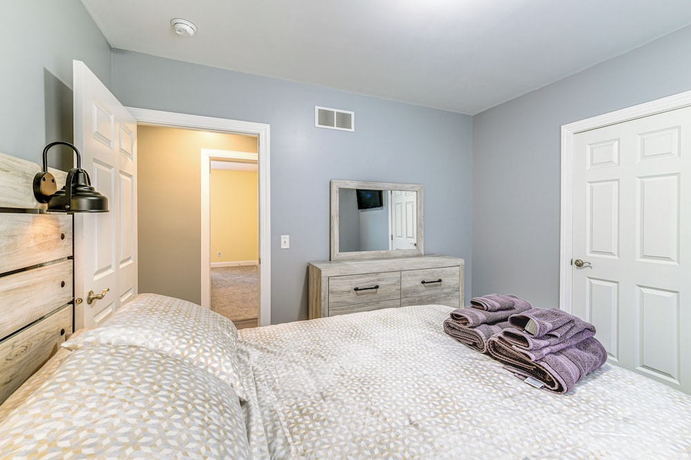 Mountain Views & Brook Access: Home in Arkville!