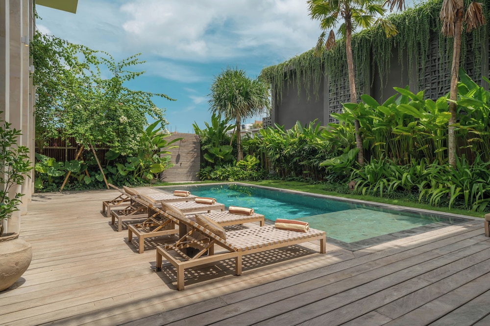 Ayala Saya - Image 4