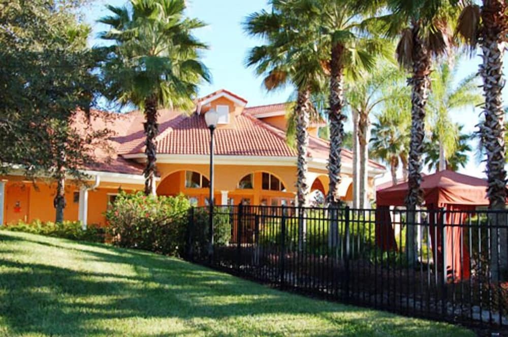 Solana #2 - 7 Bed 5 Baths Villa - Image 1