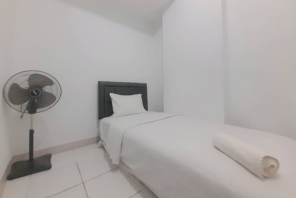 Comfortable And Homey 2Br Apartment At Mekarwangi Square Cibaduyut