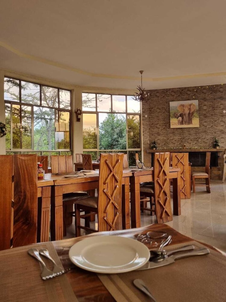Kambi Mstuni Resort