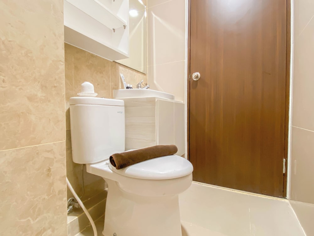 Modern Look 2BR Corner Transpark Cibubur Apartment