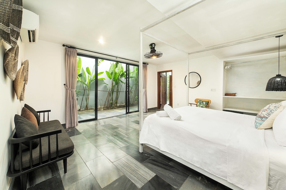 An Bang Beachside Boutique Homes & Villas