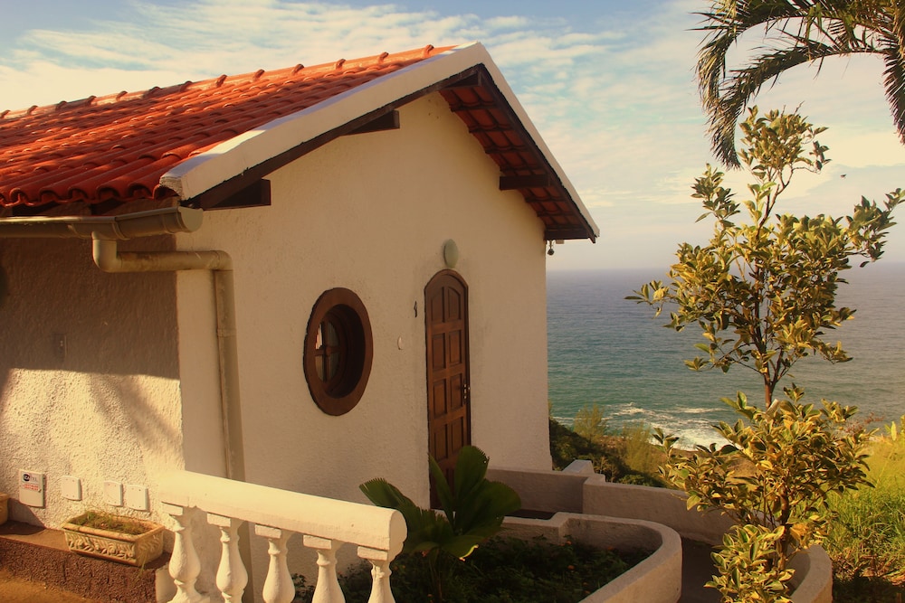 Casa & Mar Colonial