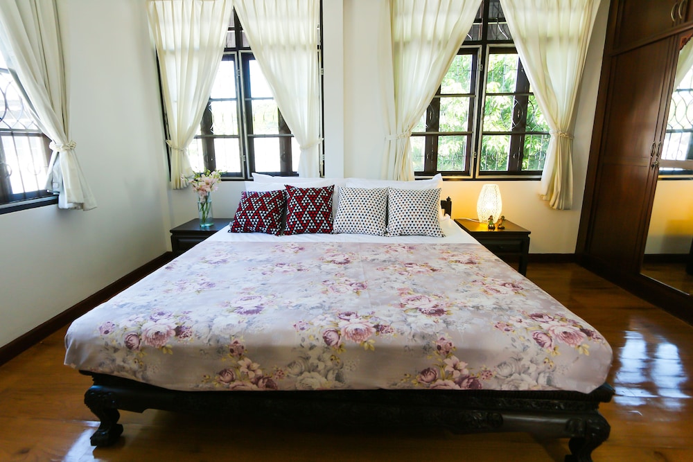 Villa de Nimman