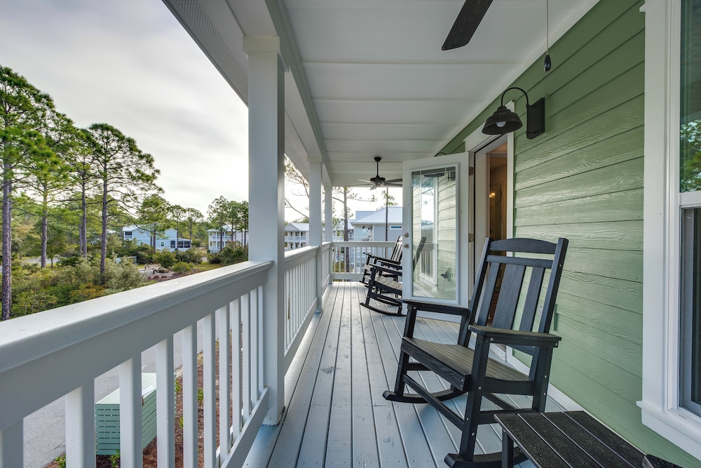 Ride to Shore: St Teresa Beach House w/ Bikes!