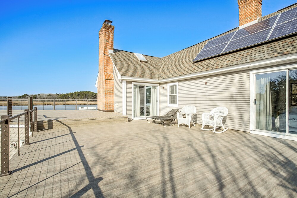 Riverfront Gem w/ Fire Pit in Eden