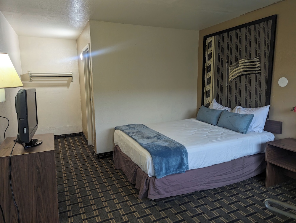 Southern Comfort Hotel