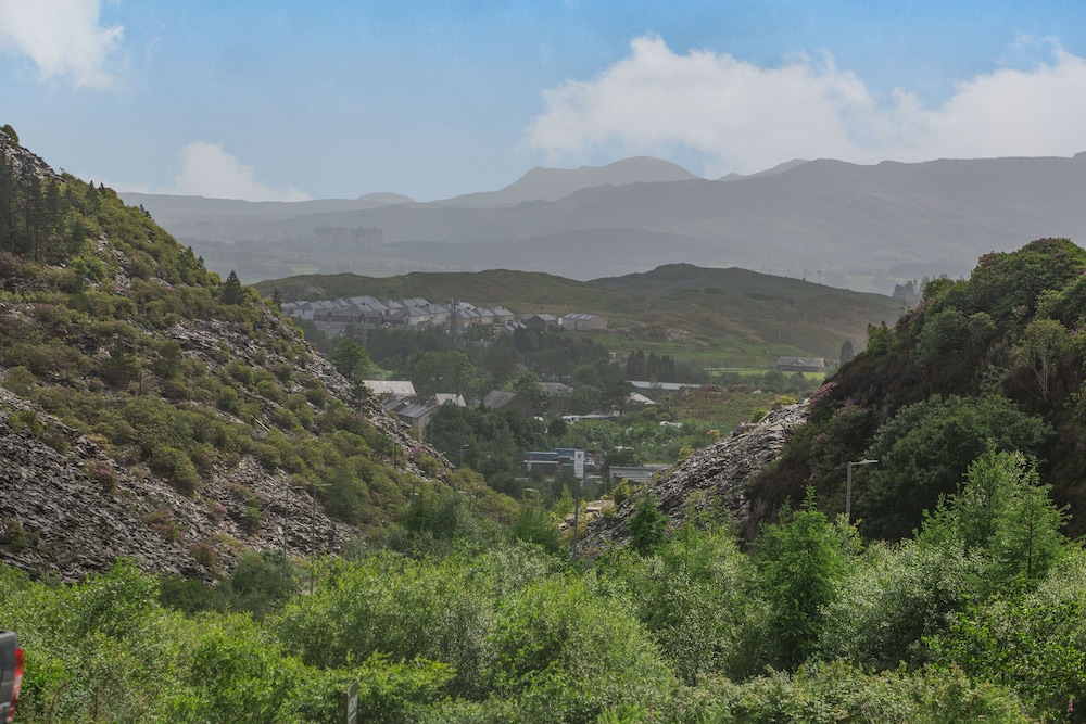 Stiniog Lodge