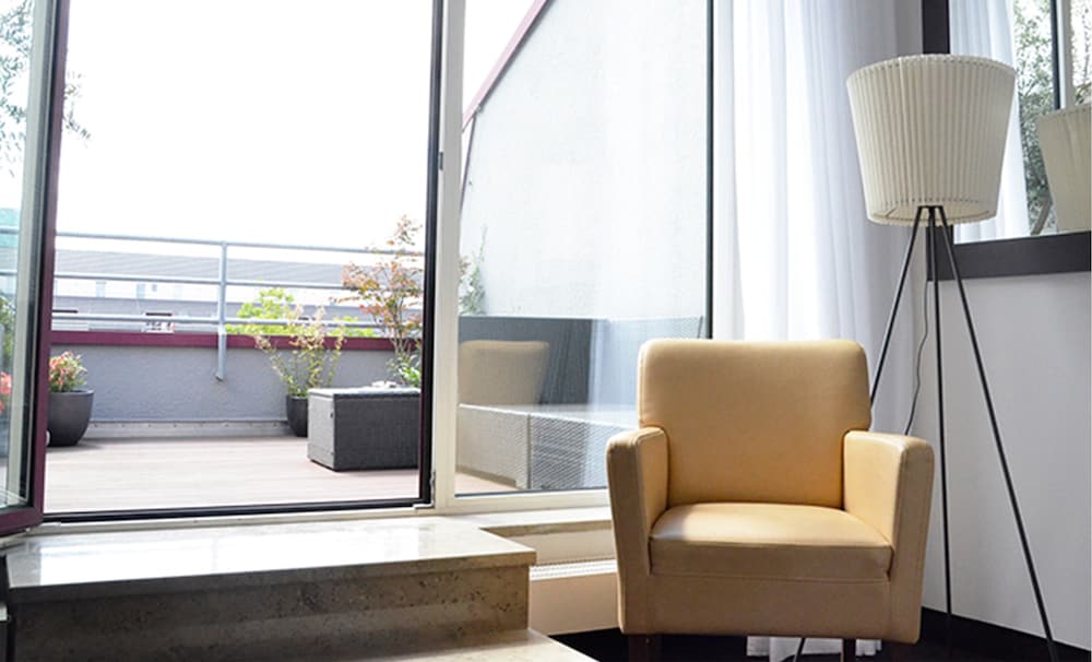 Frankfurt Vacations - Bristol Hotel Frankfurt - Property Image 63