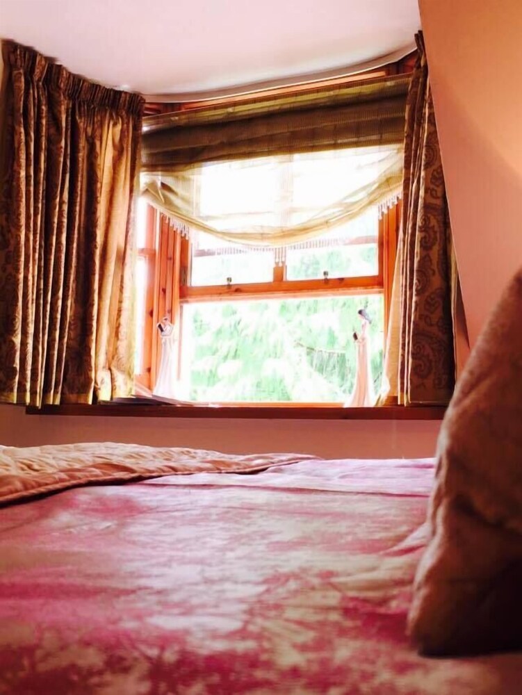 Glasdair Bed & Breakfast