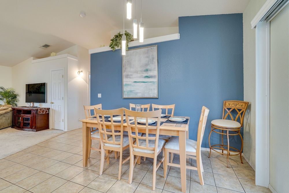 Lake Havasu City Home w/ Private Pool & Fire Pit! view 3