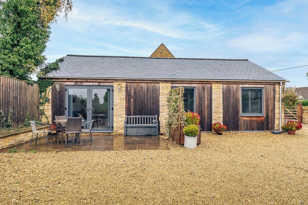 Beautiful 2 Bedroom Barn in Cerney Wick