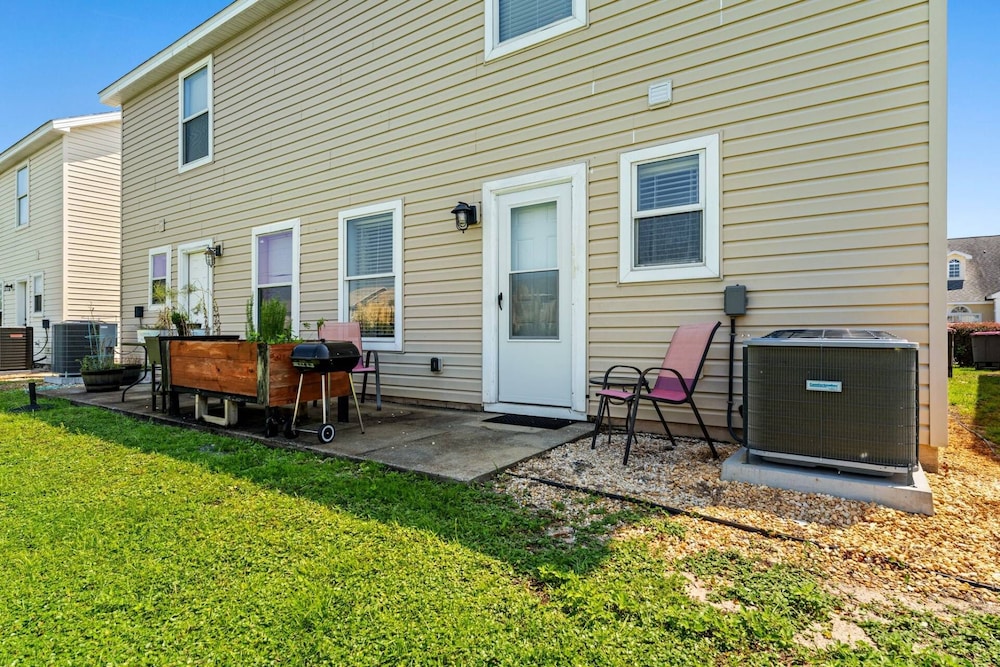 Fun and Sun Vacation Townhome view 2