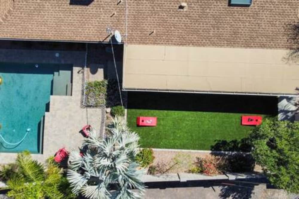 1710 N Sunset Pool 5 Beds Parking Wifi Full Patio Foosball