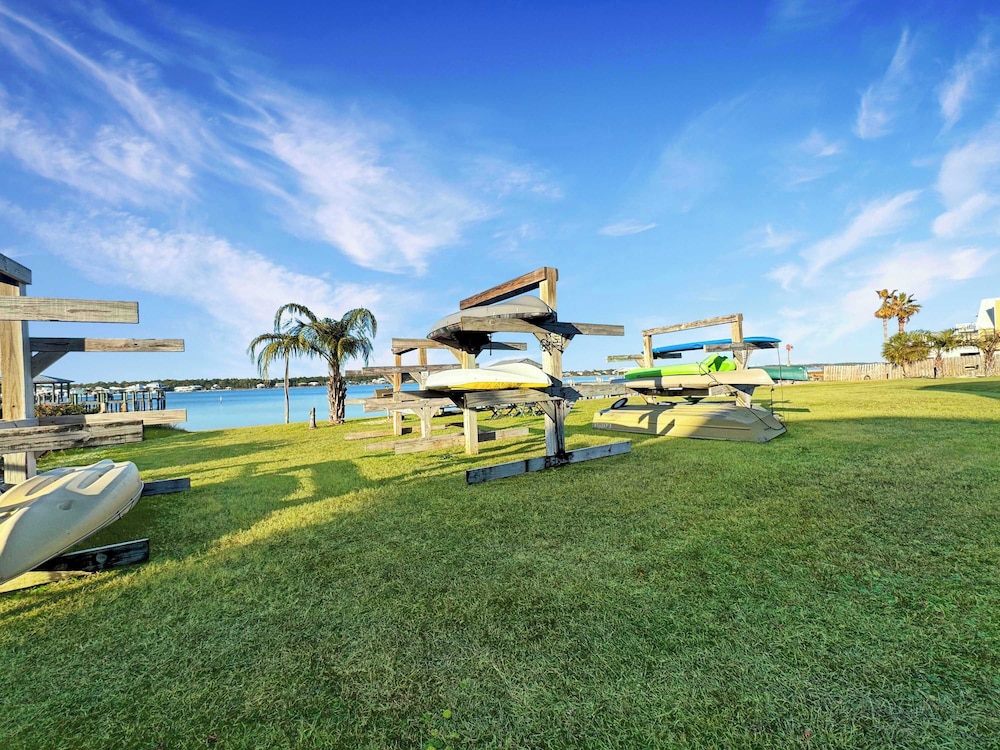The Perfect Spot Condo for 8!
