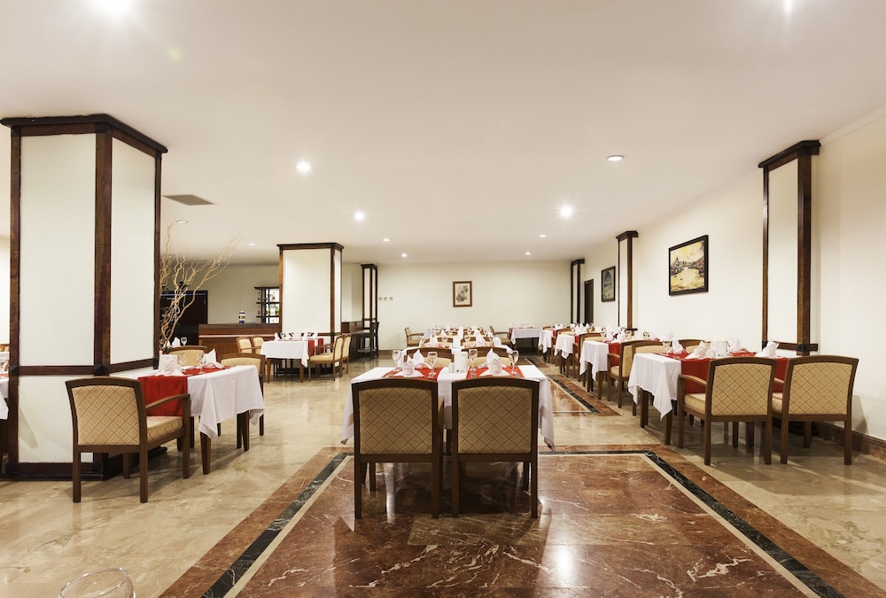 Mholiday Hotels Stone Palace Side - All inclusive