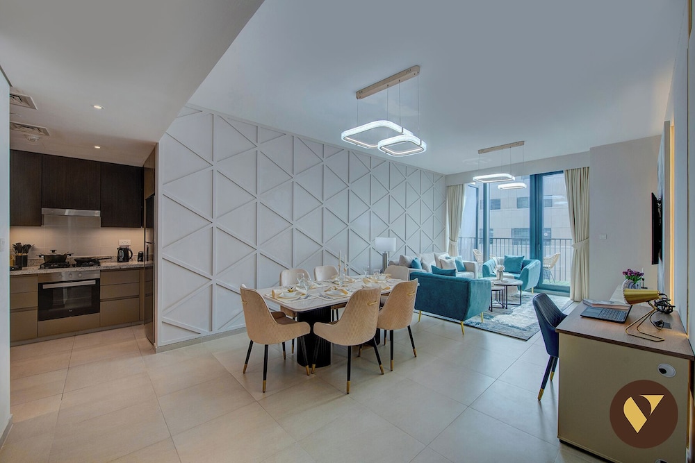 Vogue 43rd Floor Boulevard Heights