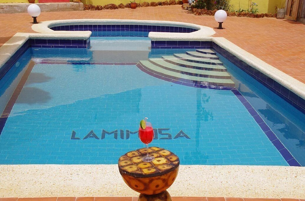 Hotel Mimosa - Hostel
