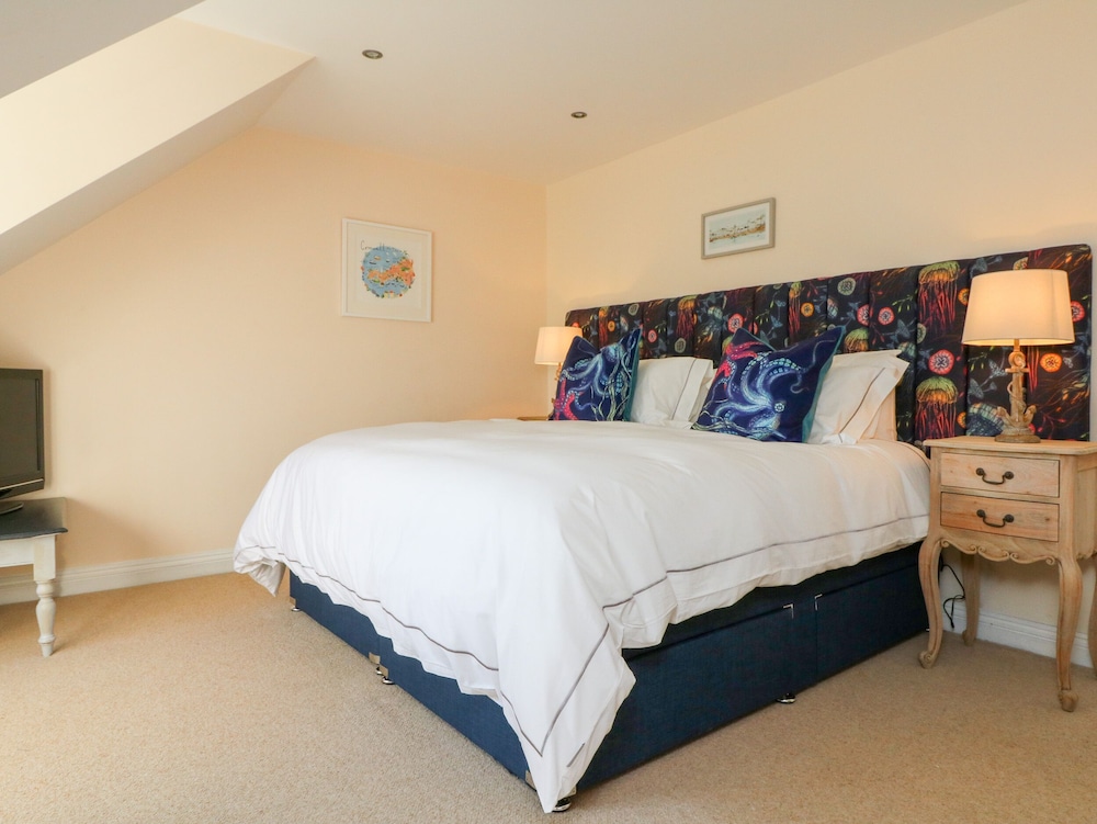 Trevose House