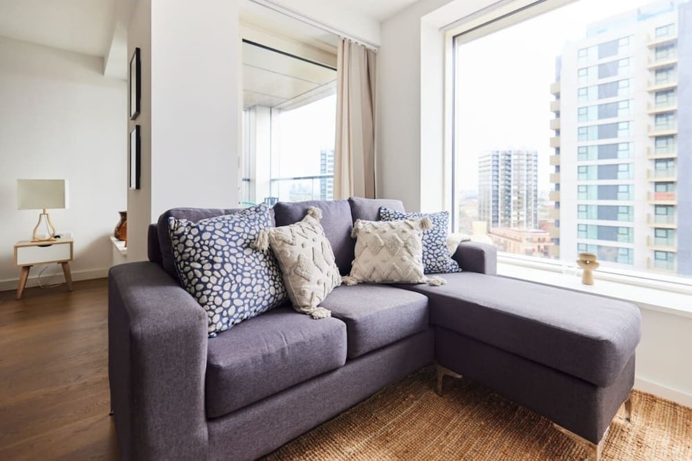 The Elephant and Castle Hideout - Cozy 1bdr Flat With Balcony