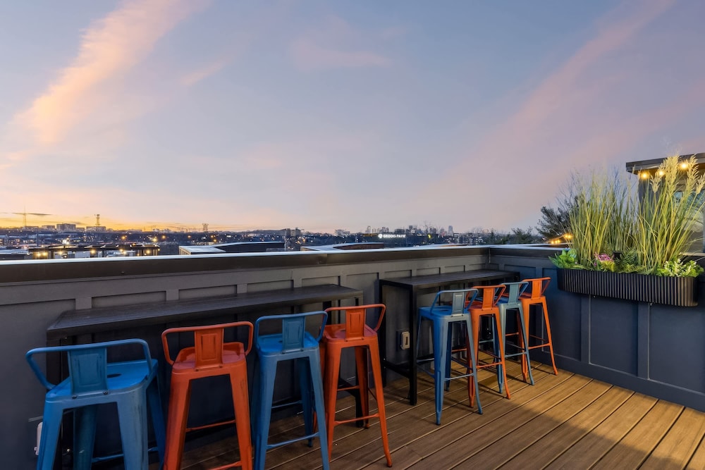 Two Homes Hot Tub Rooftop Deck in Nashville