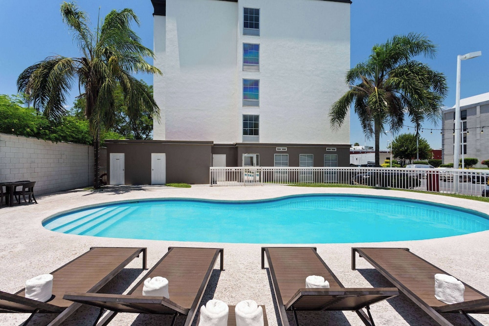 Wyndham Garden Monterrey Aeropuerto - Property Image 19