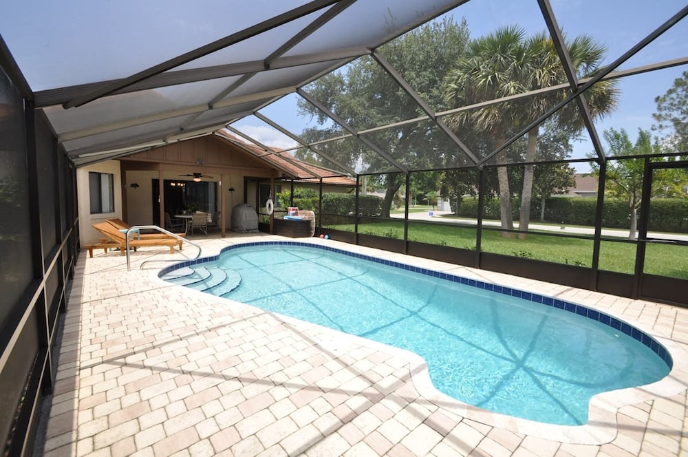 Salty Breeze Canal Front Pool Home W Boat Dock