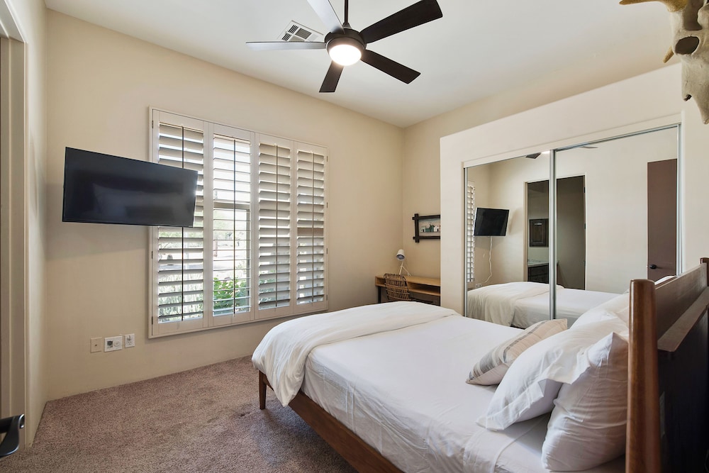 Restorative Oasis Ranch w Pool Spa view 4