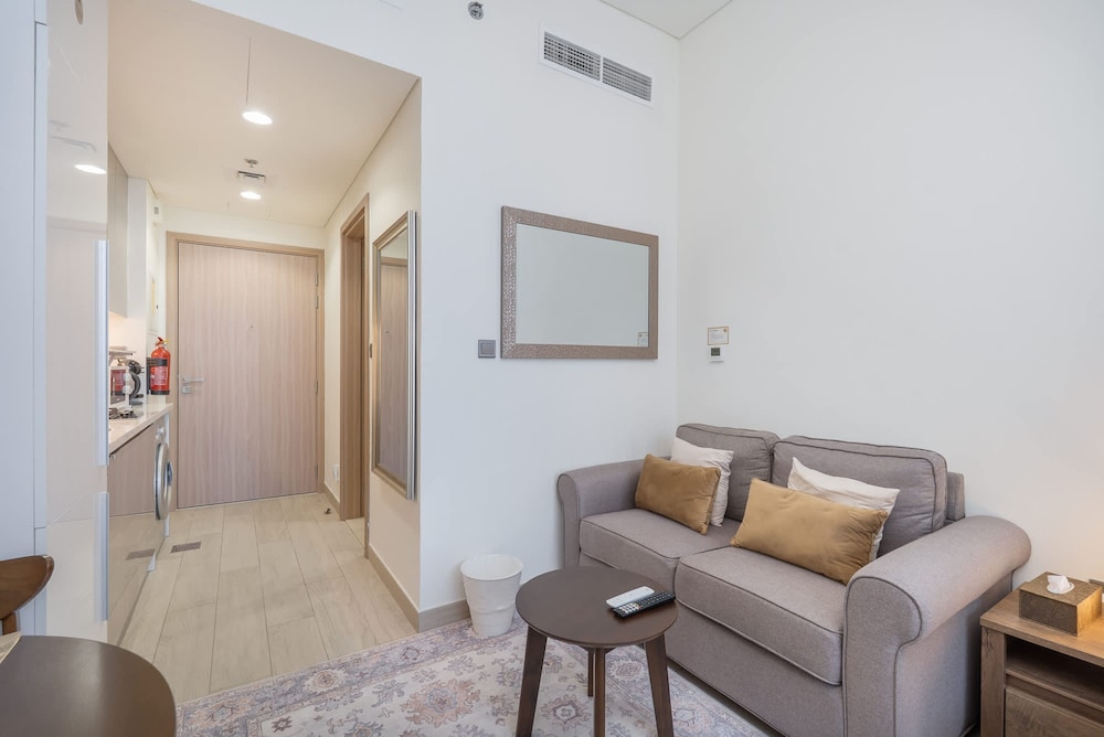 A Serene and Gorgeous Studio in Meydan One