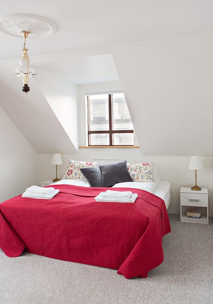 Centerspot Apartments