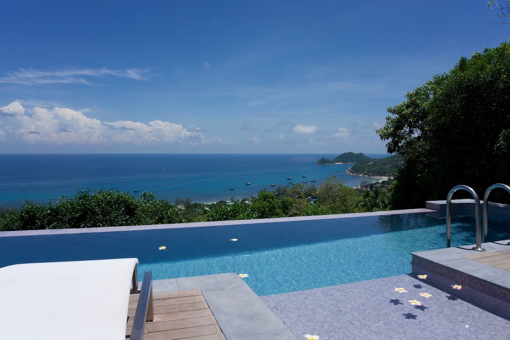 Naroua Villas