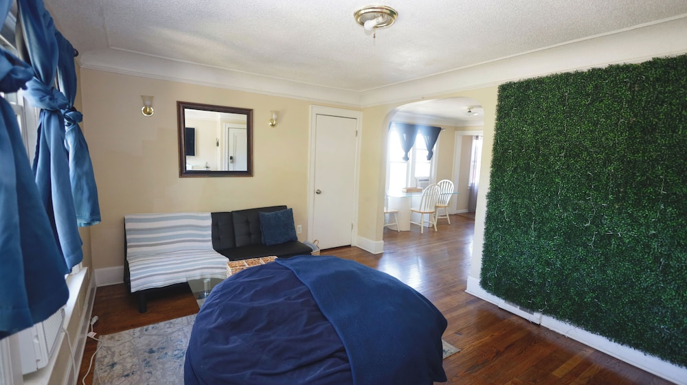 Evanston BnB