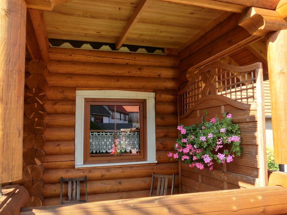 Balcony & Terrace