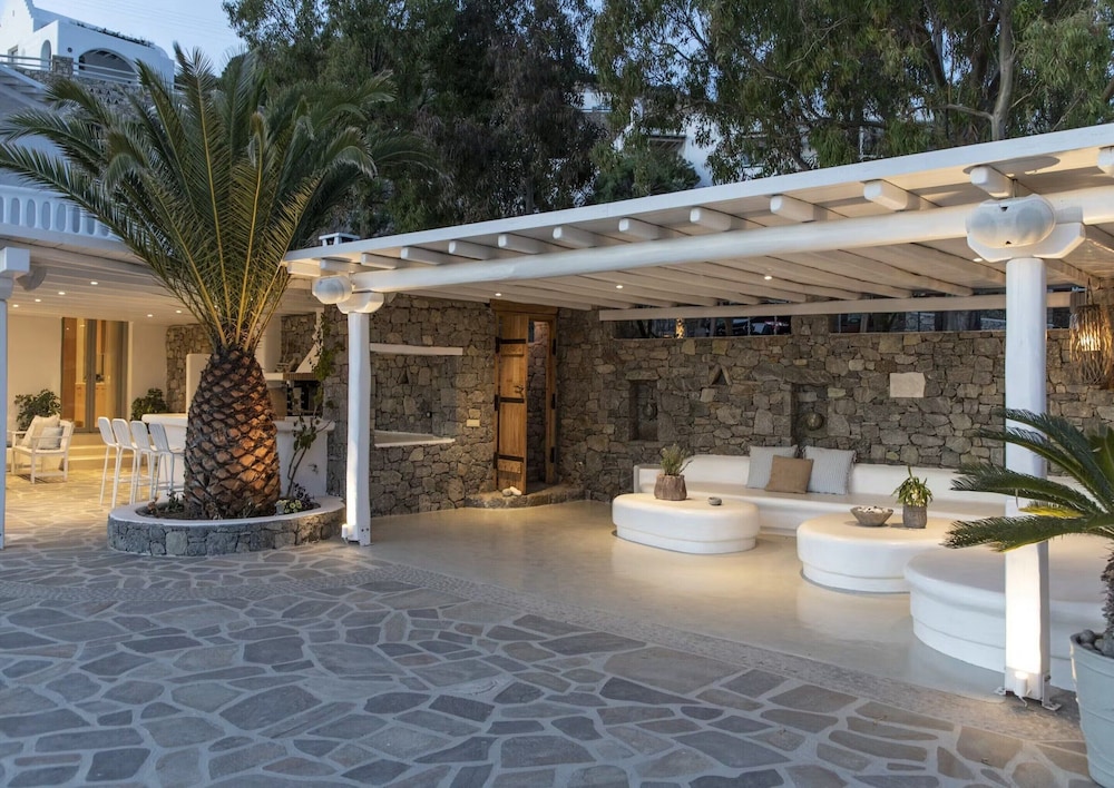 Serene Villa With Terrace and Views
